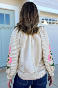 Elegant Women's Blouses & Shirts - Chic Tops in Vibrant Colors for Every, photo 4