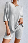 Women's Cozy Gray Ribbed Lounge Set - Relaxed Fit, Casual Style, Ideal for Home Relaxation and Leisure Activities