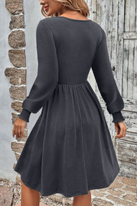 Flattering Women's Mini Dresses in Vibrant Colors – Perfect for Casual Outings, photo 2