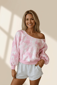 
Women's Pink Woodland Print Asymmetric Pullover Top