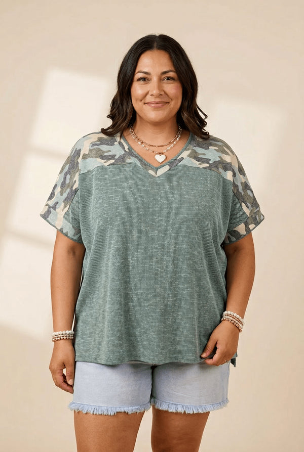 Women's Plus Size Mist Green Ribbed V-Neck Camo Patchwork Tee