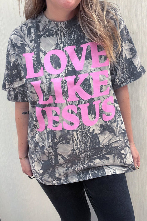 Plus Size Women's Gray Woodland Camouflage Graphic Tee - "Love Like Jesus" for Stylish Comfort and Casual Chic