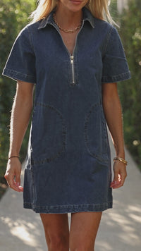 Effortless Summer Chic: Women's Casual Blue Denim Mini Shift Dress with Zip-Up Collar and Short Sleeves