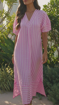 Women's Pink Striped V-Neck Shift Dress in Mini Dresses