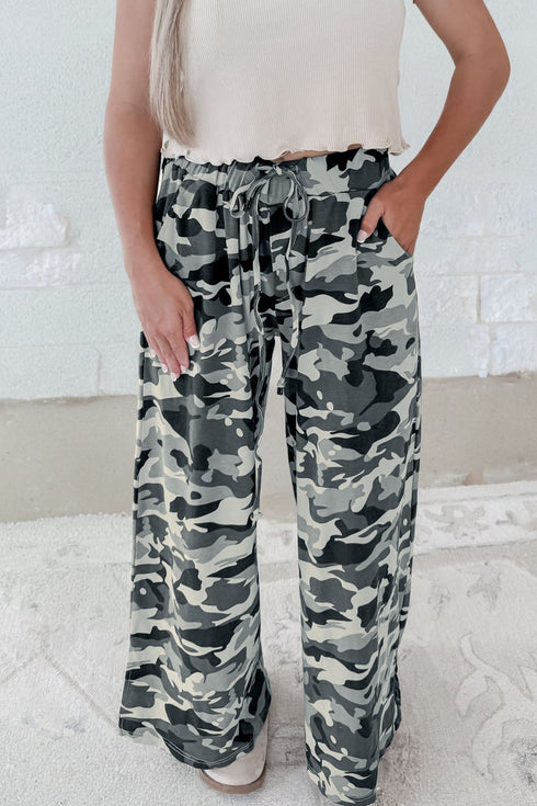 Stylish Women's Green Camouflage Casual Drawstring Pants - Comfortable Fit for Everyday Style and Relaxed Outings