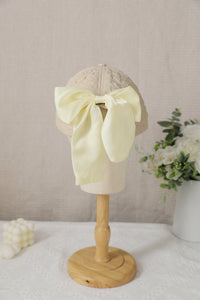White Ribbon Bow Detail Textured Baseball Cap