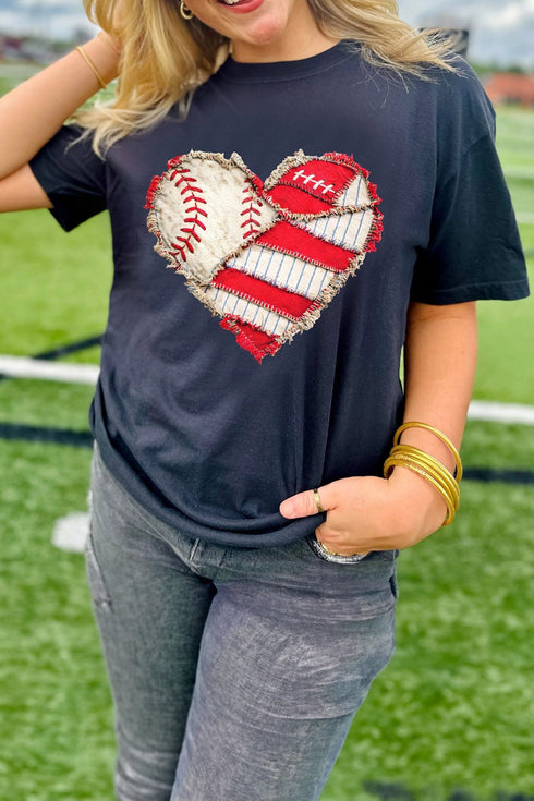 Women's Trendy Women's Black Distressed Heart Print Baseball Tee - Casual Fit for Everyday Style and Comfort
