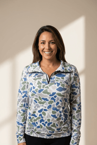 Trendy Women's Blue Camouflage Pullover Sweatshirt with Zip Collar & Kangaroo Pocket - Casual Fit for Everyday Style
