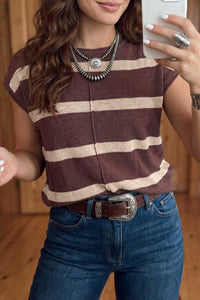 
Trendy Women's Cozy Short Sleeve Sweater in Soft Knit - Ideal for Casual Outings and Stylish Layering Options