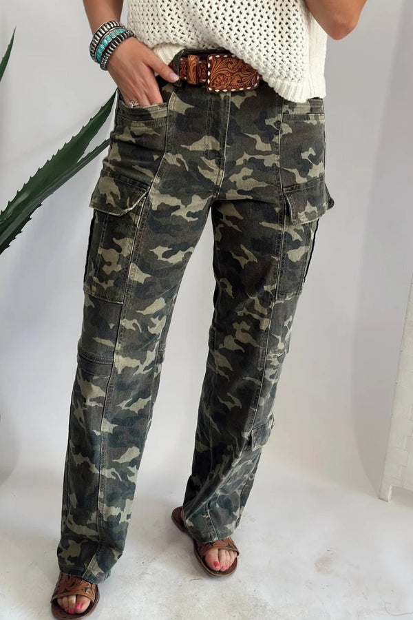 Trendy Women's Green Camouflage Denim Pants with Multi-Pockets