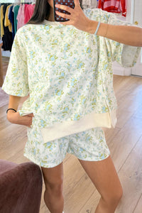Trendy Women's Summer Short Sets - Vibrant Colors, Comfortable Fit for Casual and Active Wear