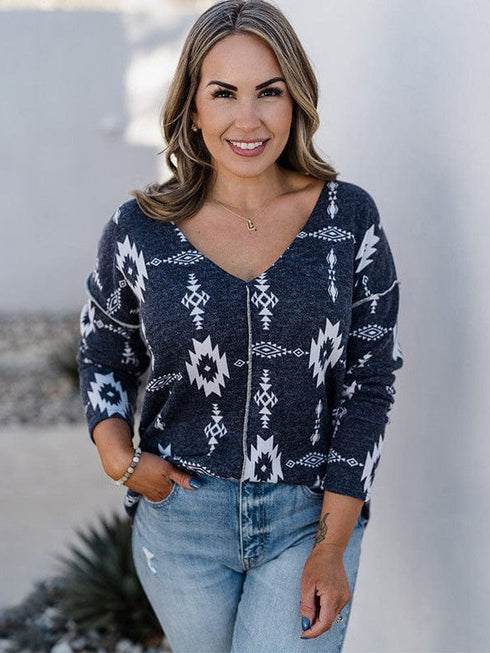 Printed Slim V-Neck Buttoned Long Sleeve Blouse