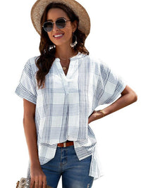 V-neck Pullover Women's Loose Cotton Top with Contrasting Elements