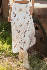 Women's Western Print High-Waist Satin Maxi Skirt in Cream