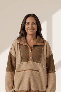 Women's Color Block Sherpa Half-Snap Pullover in Straw and Olive with practical styling and dependable silhouette control.