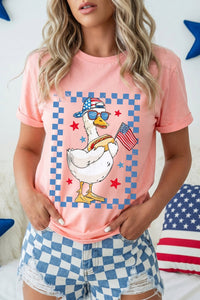 Women's Comfortable Pink Patriotic Flag Graphic Tee - Perfect Americana Style for 4th of July Celebrations