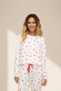 women's cozy women's fiery red heart print long sleeve top and drawstring pants set - perfect casual lounge outfit for relaxation with practical