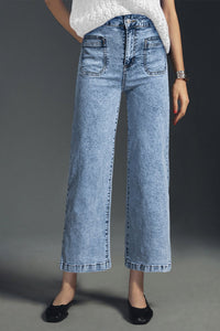 Women's High-Waisted Light Wash Wide-Leg Jeans with Patch Pockets, photo 2