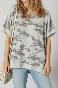Women's Camo Print Short Sleeve Sweatshirt with Exposed Seams