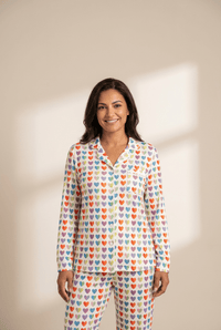 
Women's Rainbow Heart Print Long Sleeve Pajama Set
