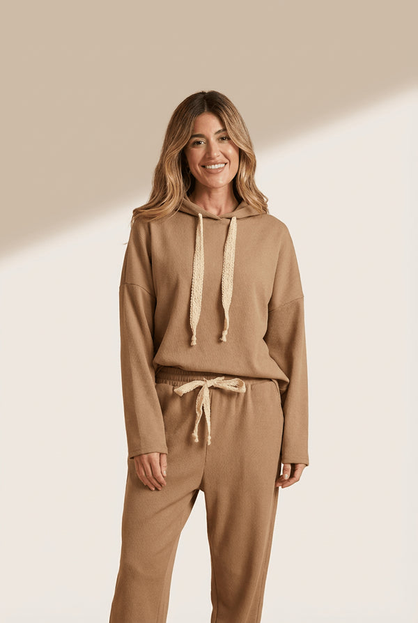 Women's Relaxed Ribbed Knit Hoodie and Jogger Set in Camel