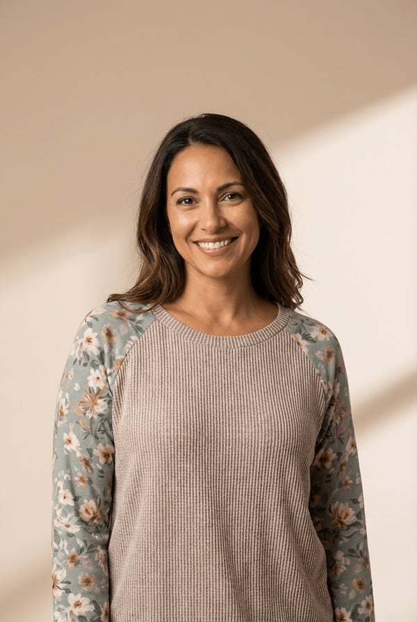 Women's Ribbed Floral Raglan Sleeve Top in Parchment and Dusty Sage