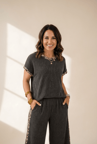 Women's Ribbed Two-Piece Pant Set with Leopard Trim