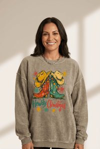 Women's Textured Khaki Howdy Christmas Western Graphic Sweatshirt