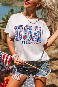 Women's White Floral Graphic Tee - Patriotic EST 1776 USA Style, Casual Summer Top for Celebrations and Everyday Wear