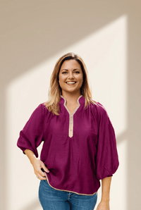 Women's Wild Ginger Contrast Trim V-Neck Blouse with Bracelet Sleeves