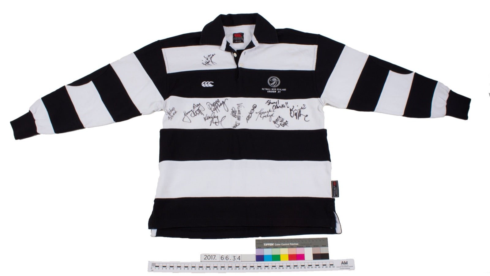 Dress shirt with long pointed collar associated with Chelsea collar styling.