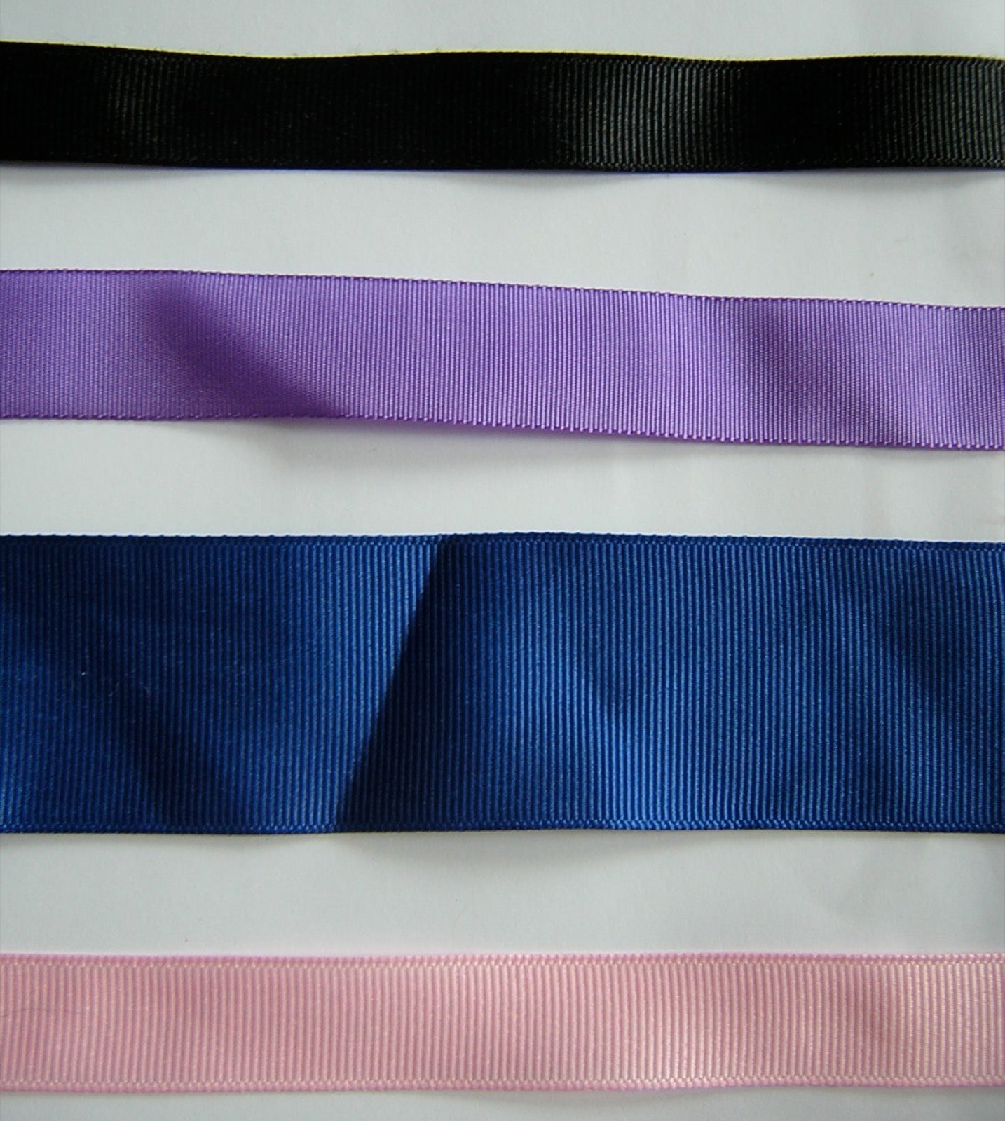 Grosgrain ribbon samples with heavy crosswise ribs.