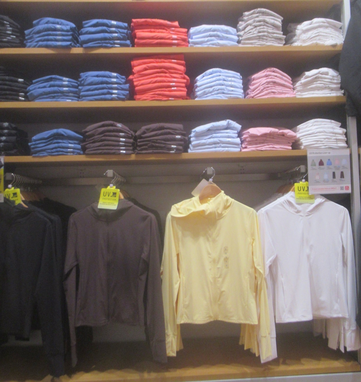 Full-zip hoodie with kangaroo front pocket on sweatshirt panel.